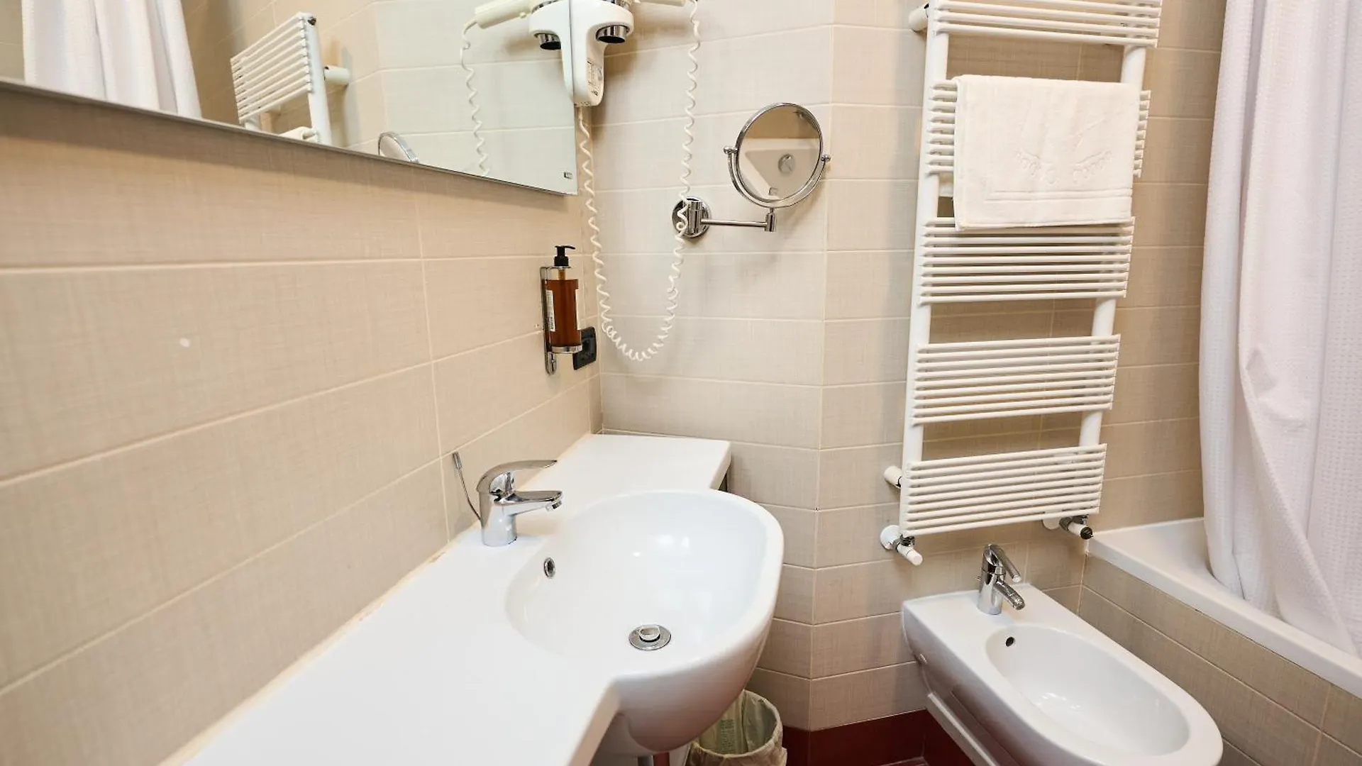 Gemini Rooms Rome